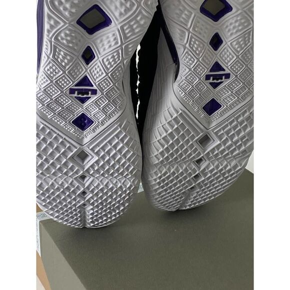 NIB Nike LeBron 18 Lakers Basketball Shoes Sneakers Black Purple Men\'s Size 10.5 main image 7